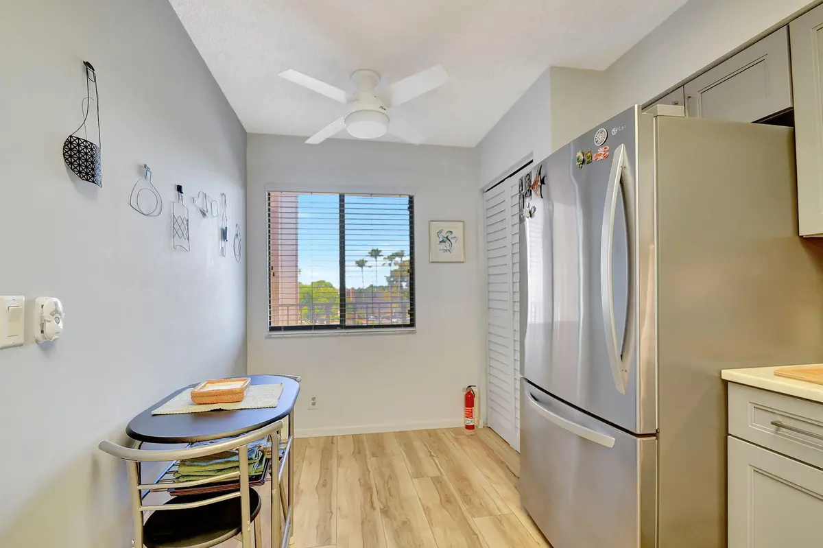 5-web-or-mls-DSC_2497 at 6866 Huntington Lane 508, Delray Beach