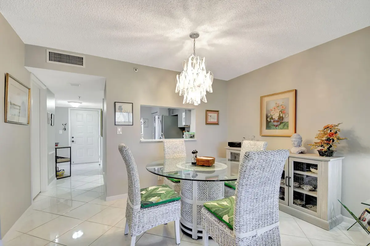 7-web-or-mls-DSC_2507 at 6866 Huntington Lane 508, Delray Beach