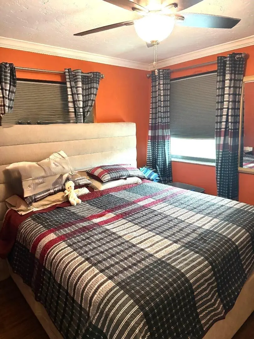 guest bedroom at 2720 S Oakland Forest Drive 1210, Oakland Park