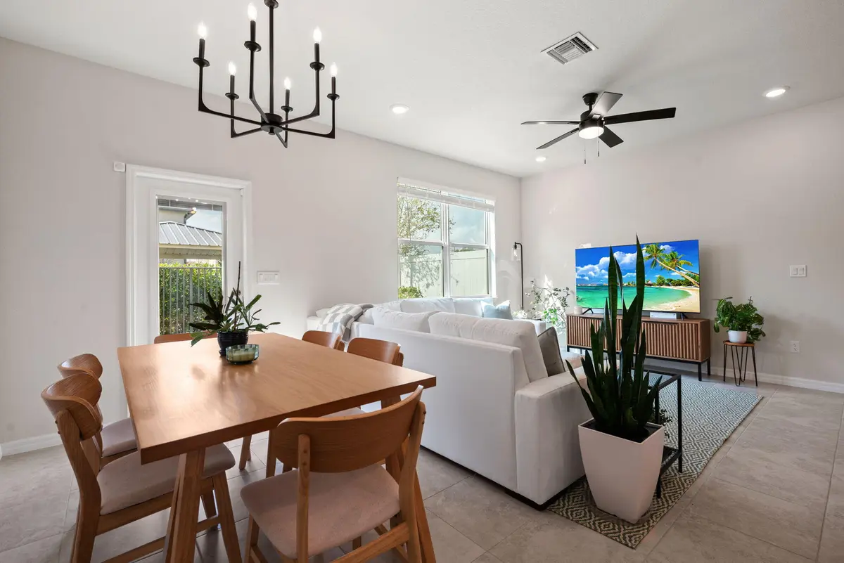7-web-or-mls-3248-watercress-dr at 3248 Watercress Drive, Lauderdale Lakes