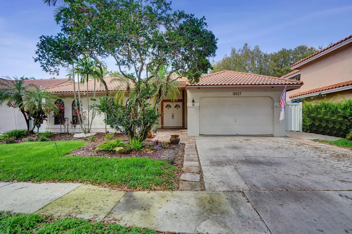 DSC08497 at 10527 Zurich Street, Cooper City