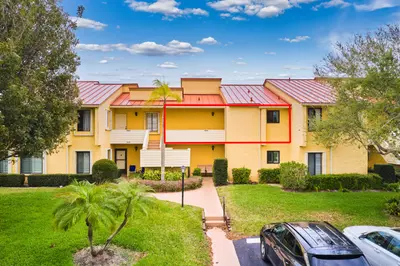 5363 SE Miles Grant Road D202, Stuart – Condominium for sale