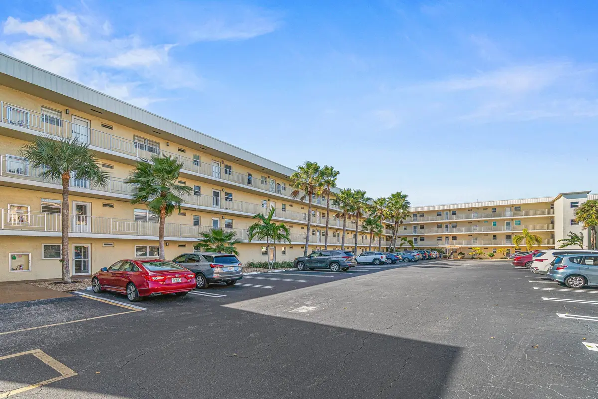 003-2515Northeast1stCourt-410-BoyntonBea at 2515 NE 1st Court 4100, Boynton Beach