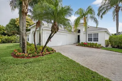11590 Creekside Drive, Boynton Beach – Single Family Residence for sale