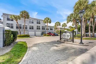 1194 Hillsboro Mile 72, Hillsboro Beach – sold