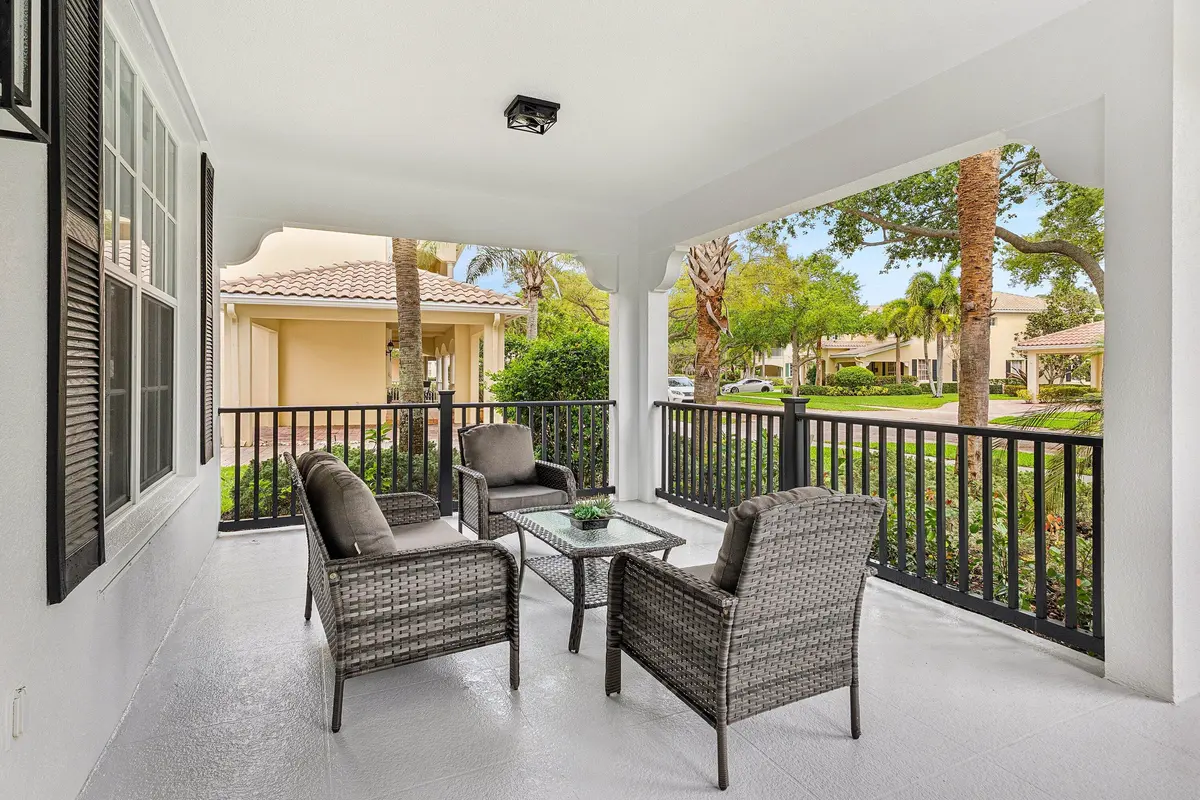 Front Porch at 8394 Zanzibar Lane, Wellington