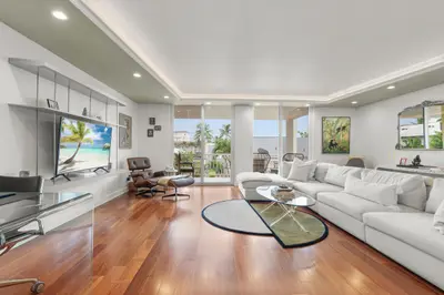 170 Chilean Avenue 3c, Palm Beach – sold