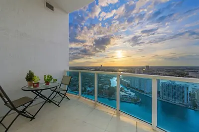 1945 S Ocean Drive Ph 2808, Hallandale Beach – sold