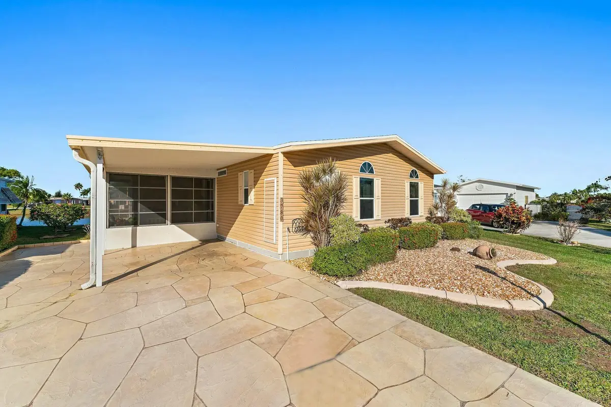 tempImageWT4CxC at 3780 Shadberry Court, Port St. Lucie