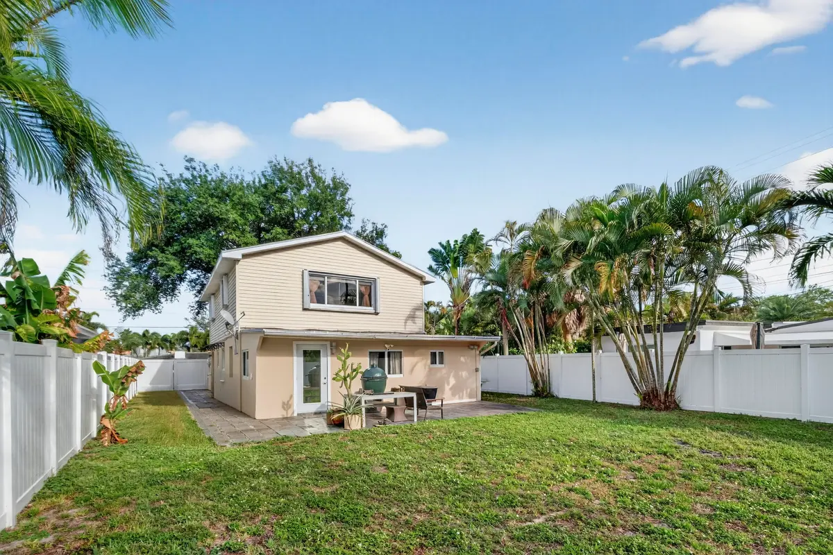 1503 NE 18th Ave Fort Lauderdale - Gabri at 1503 NE 18th Avenue, Fort Lauderdale
