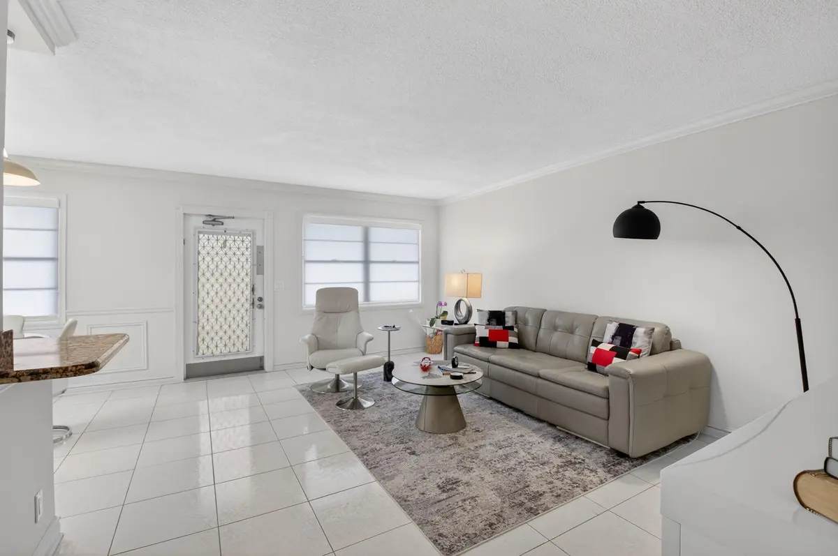 2-web-or-mls-DSC_4907 at 3085 E Exeter 3085, Boca Raton