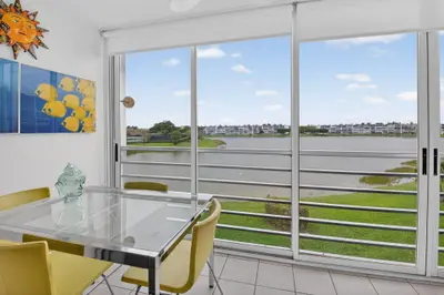 3085 E Exeter 3085, Boca Raton – sold