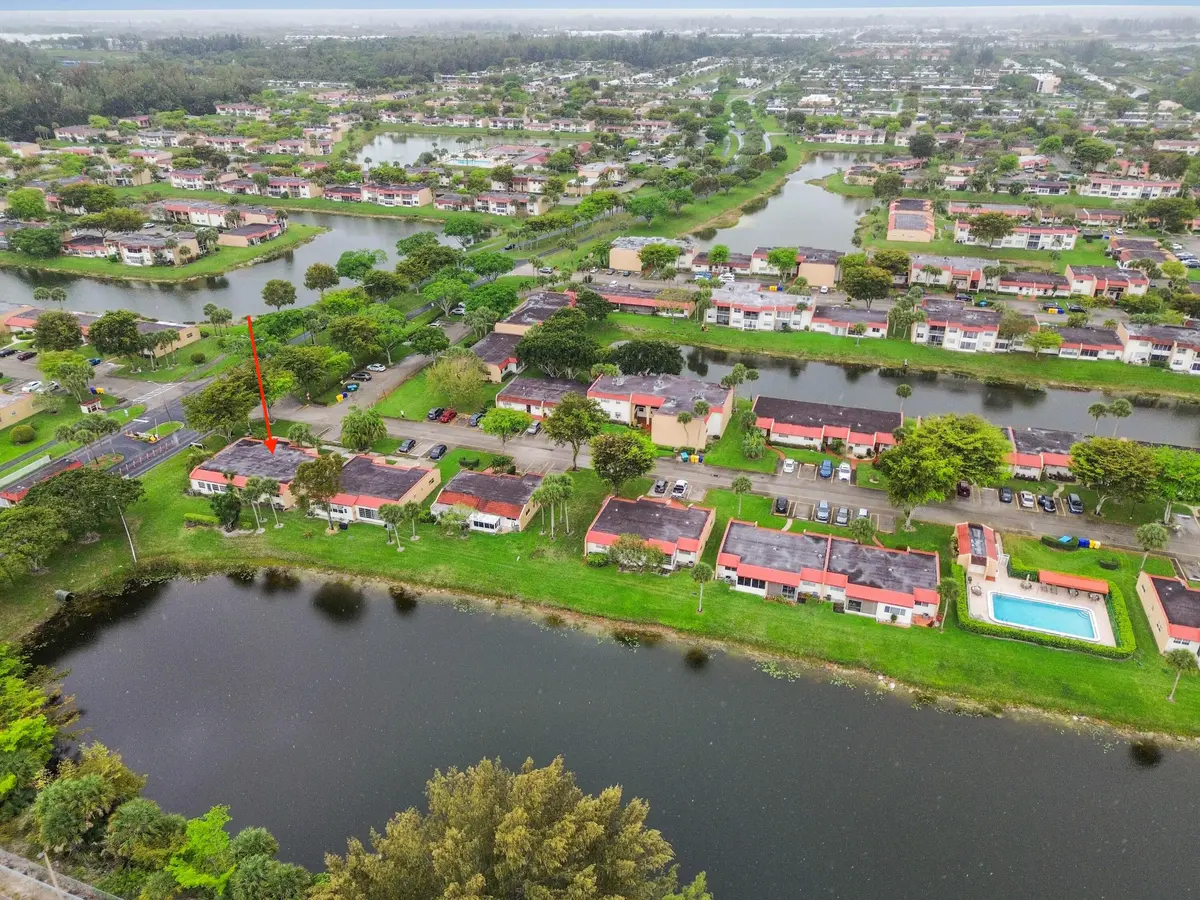 41 drone 10a at 103 Lake Anne Drive, West Palm Beach