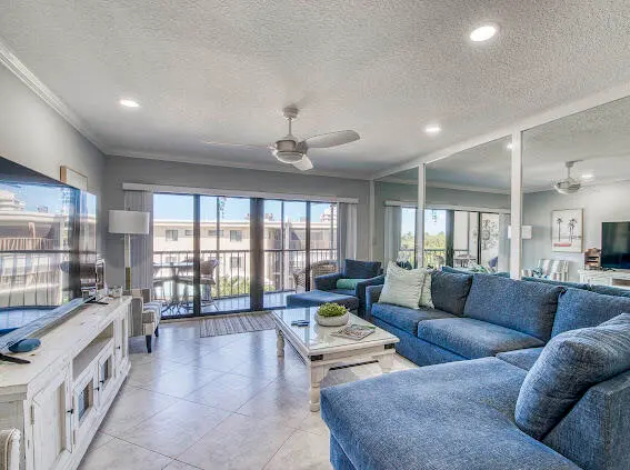 IMG_6981 at 3605 S Ocean Boulevard 319, South Palm Beach