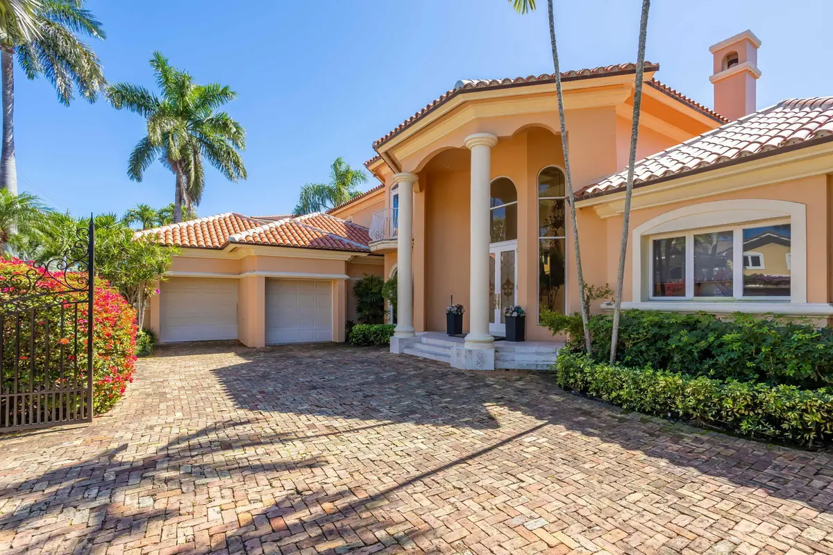 4-web-or-mls-0E2A6732-HDR at 4 Isla Bahia Drive, Fort Lauderdale