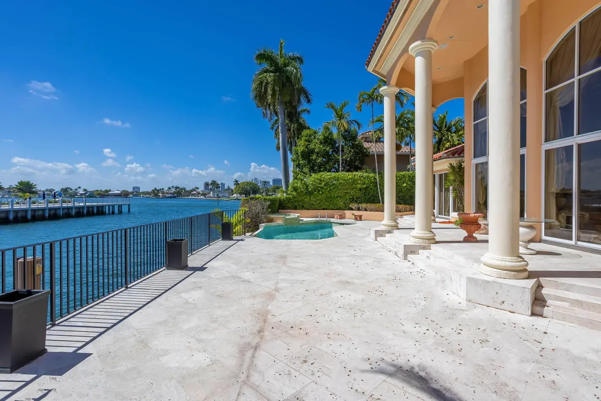 9-web-or-mls-0E2A6744-HDR at 4 Isla Bahia Drive, Fort Lauderdale