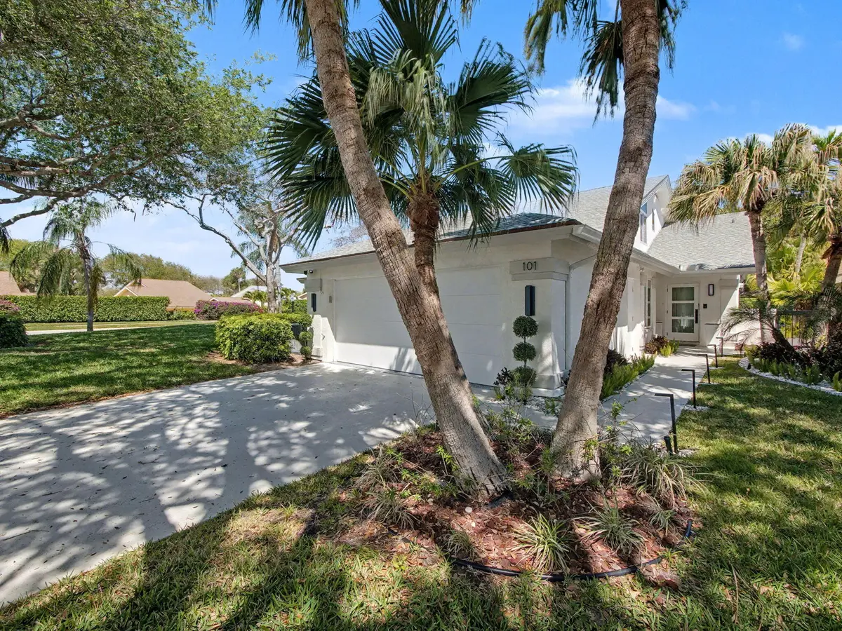 1-web-or-mls-010 at 101 Dunes Edge Road, Jupiter