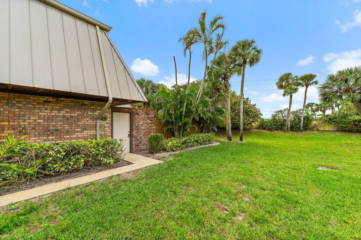 001-1420OceanWay-7C-Jupiter-SMALL at 1420 Ocean Way 7c, Jupiter