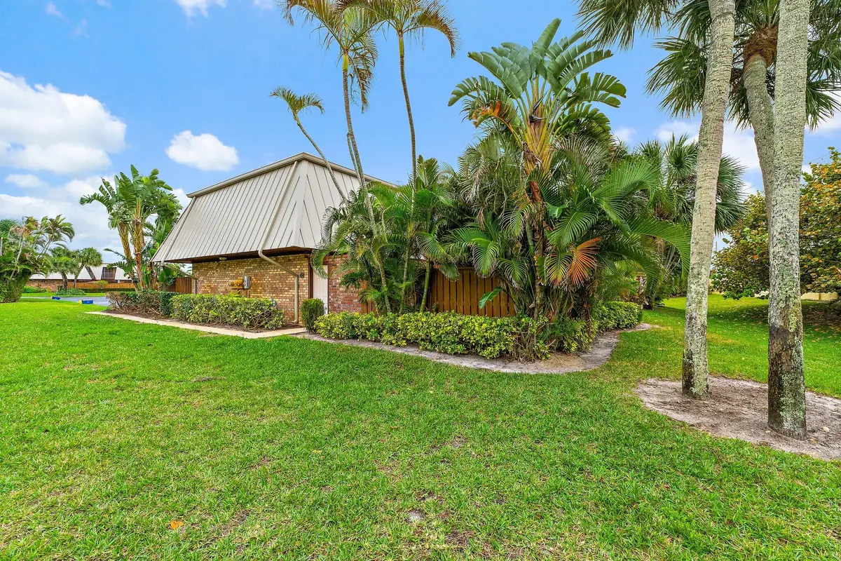 003-1420OceanWay-7C-Jupiter-SMALL at 1420 Ocean Way 7c, Jupiter