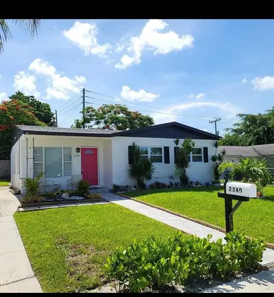 2340 Avenue M, Riviera Beach – sold