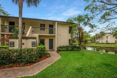 3047 Carambola Circle 2324, Coconut Creek – sold