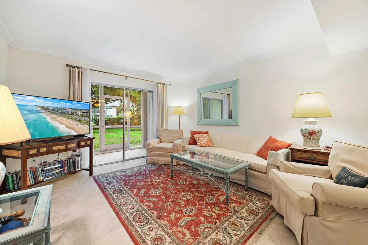 18081 SE Country Club Dr bldg 6 apt 51-1 at 18081 SE Country Club Drive 6-51, Jupiter