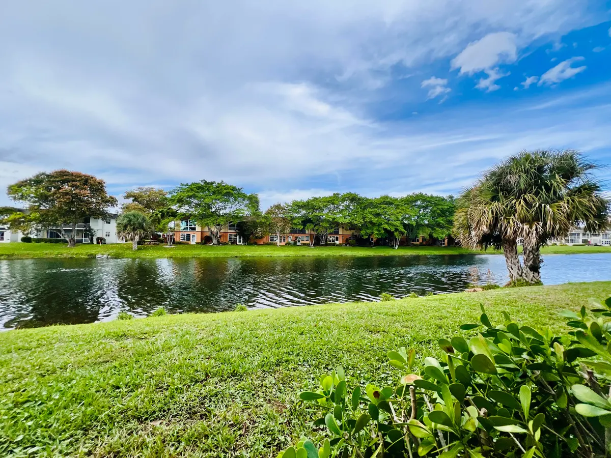 Delightful In 55+ Century Village at 27 Sheffield B, West Palm Beach