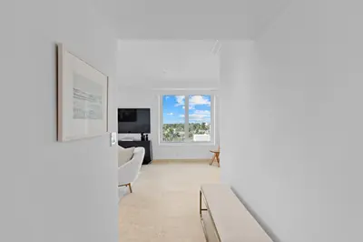 150 Bradley Place 615, Palm Beach – sold