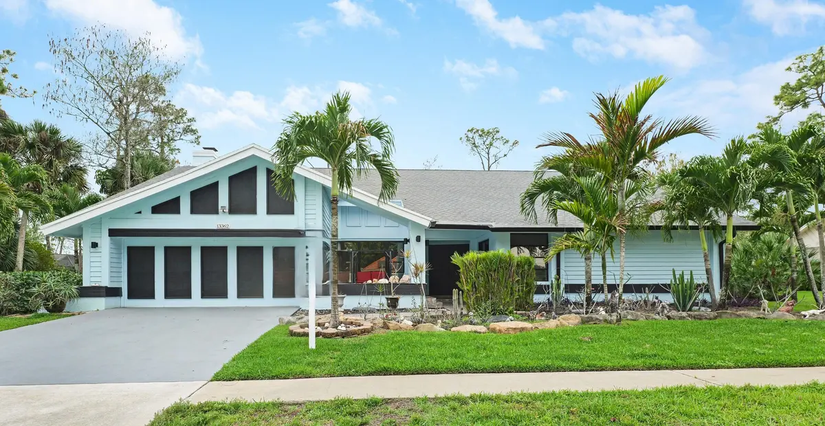 Front Exterior at 13362 La Mirada Circle, Wellington