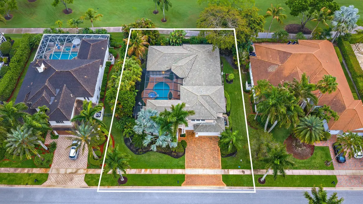 8431 Egret Lakes Lane at 8431 Egret Lakes Lane, West Palm Beach