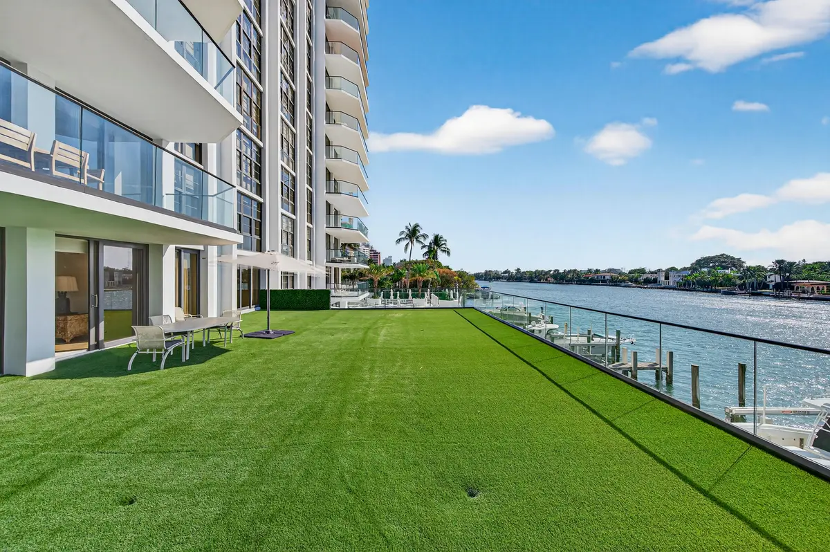 42-5500-Collins-Ave-LPG at 5500 Collins Avenue 302, Miami Beach