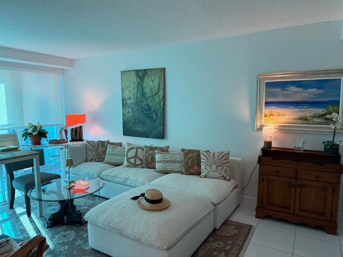 Living Room at 2840 N Ocean Boulevard 507, Fort Lauderdale