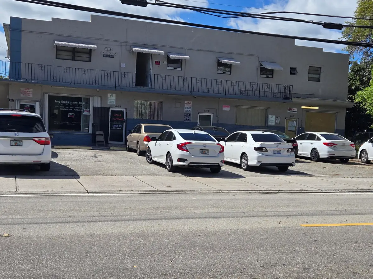 602 NW 1st Street, Dania Beach, FL – mixed-use property photo 1