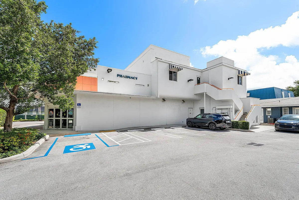 007-124Northeast5thAvenue-DelrayBeach-FL at 124 NE 5th Avenue, Delray Beach