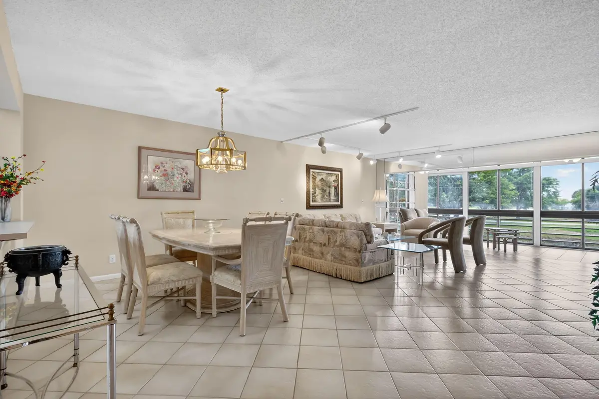 9-web-or-mls-F14A1517 at 5561 Fairway Park Drive 203, Boynton Beach