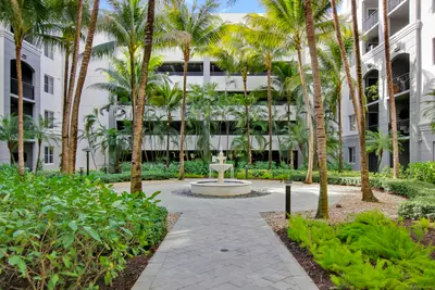 1660 Renaissance Commons Boulevard 2118, Boynton Beach – Condominium for sale