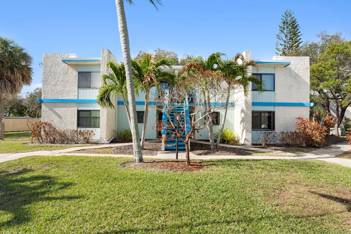 1_smg07018 at 1560 NE 12th Terrace D9, Jensen Beach