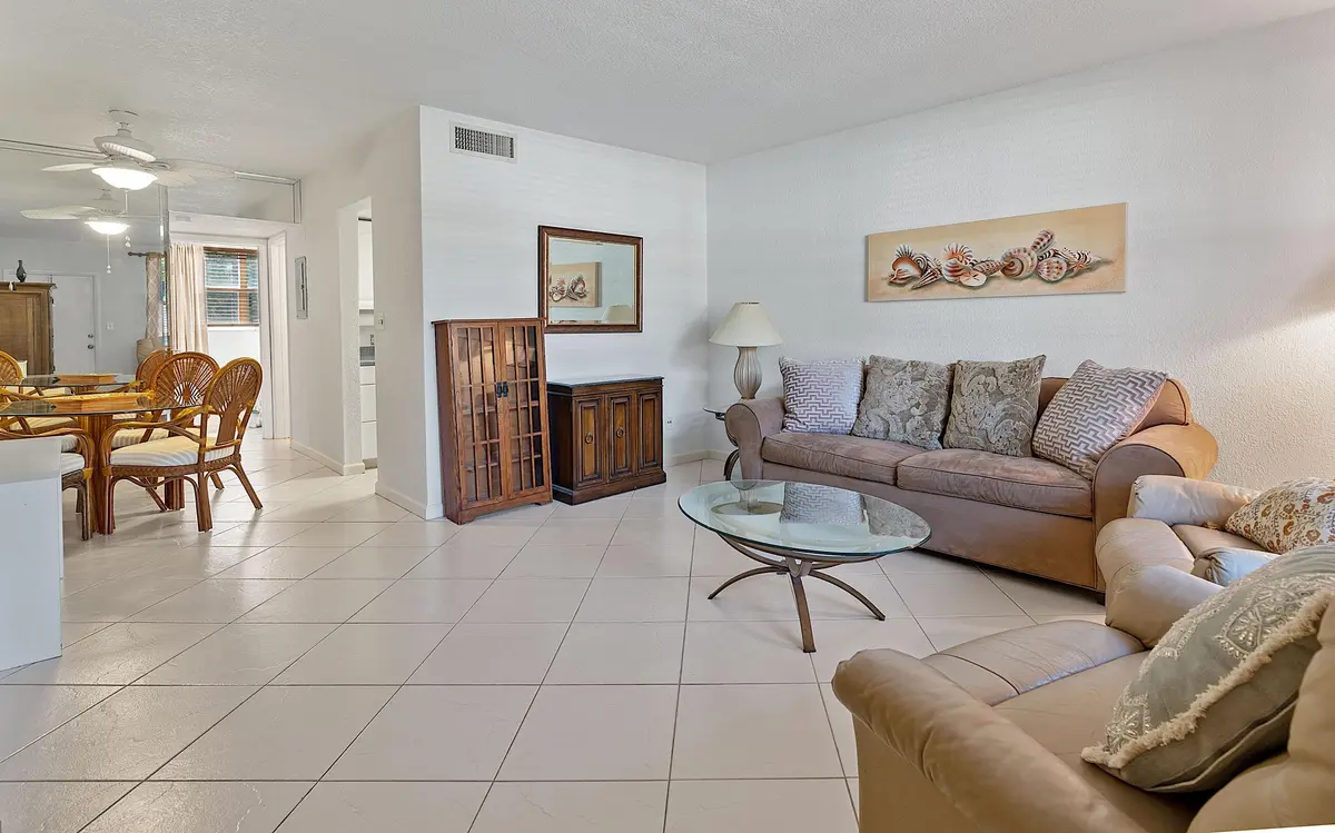 Living room at 2565 S Ocean Boulevard 208, Palm Beach