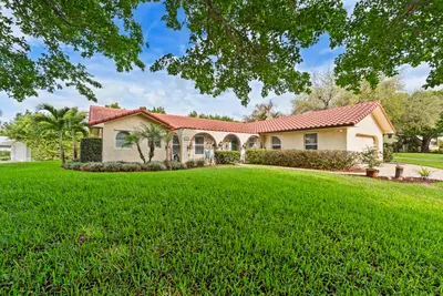 4176 SE Fairway Court, Stuart – Single Family Residence for sale