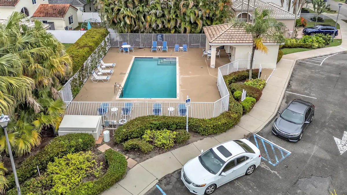 drone-4 at 4907 Pelican Manor, Coconut Creek