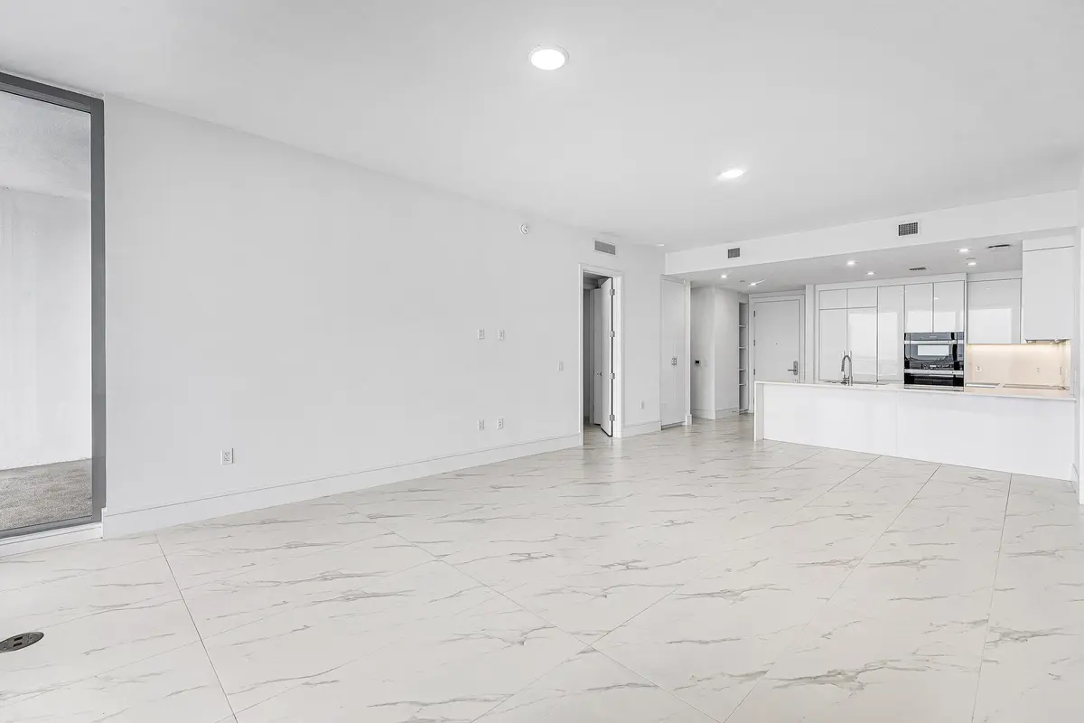 001-220LakeShoreDrive-1613-LakePark-FL-3 at 220 Lake Shore Drive 1613, Lake Park