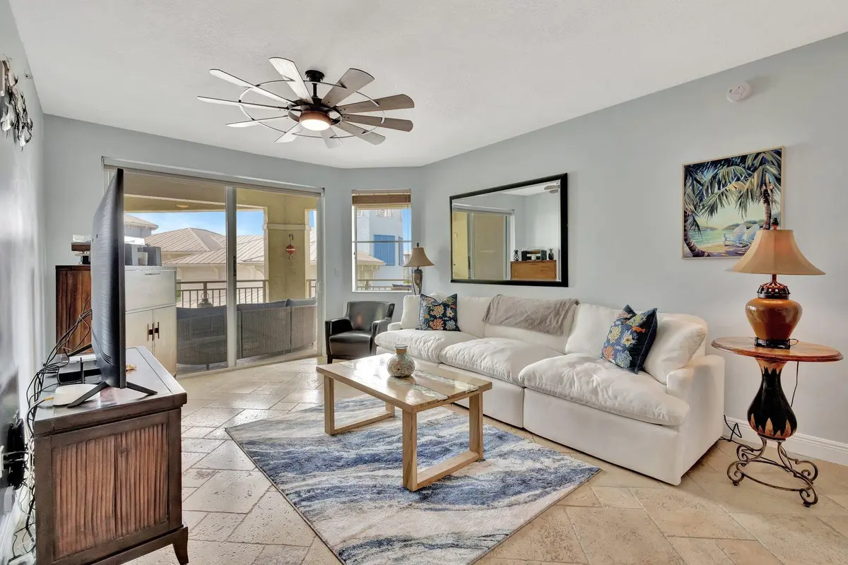 Living Room at 975 NW Flagler Avenue 407, Stuart