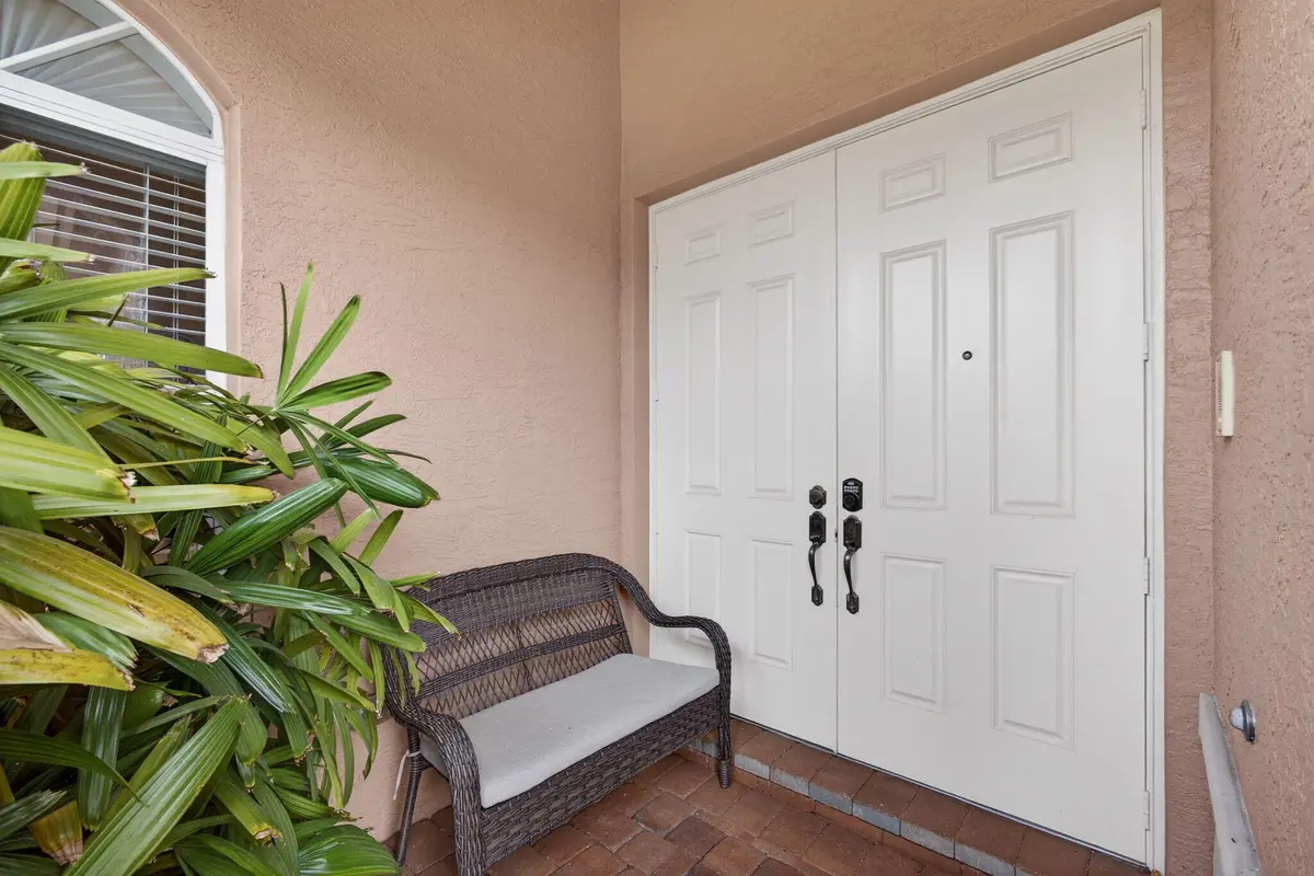 3-web-or-mls-5D1A9570 at 127 Casa Grande Court, Palm Beach Gardens