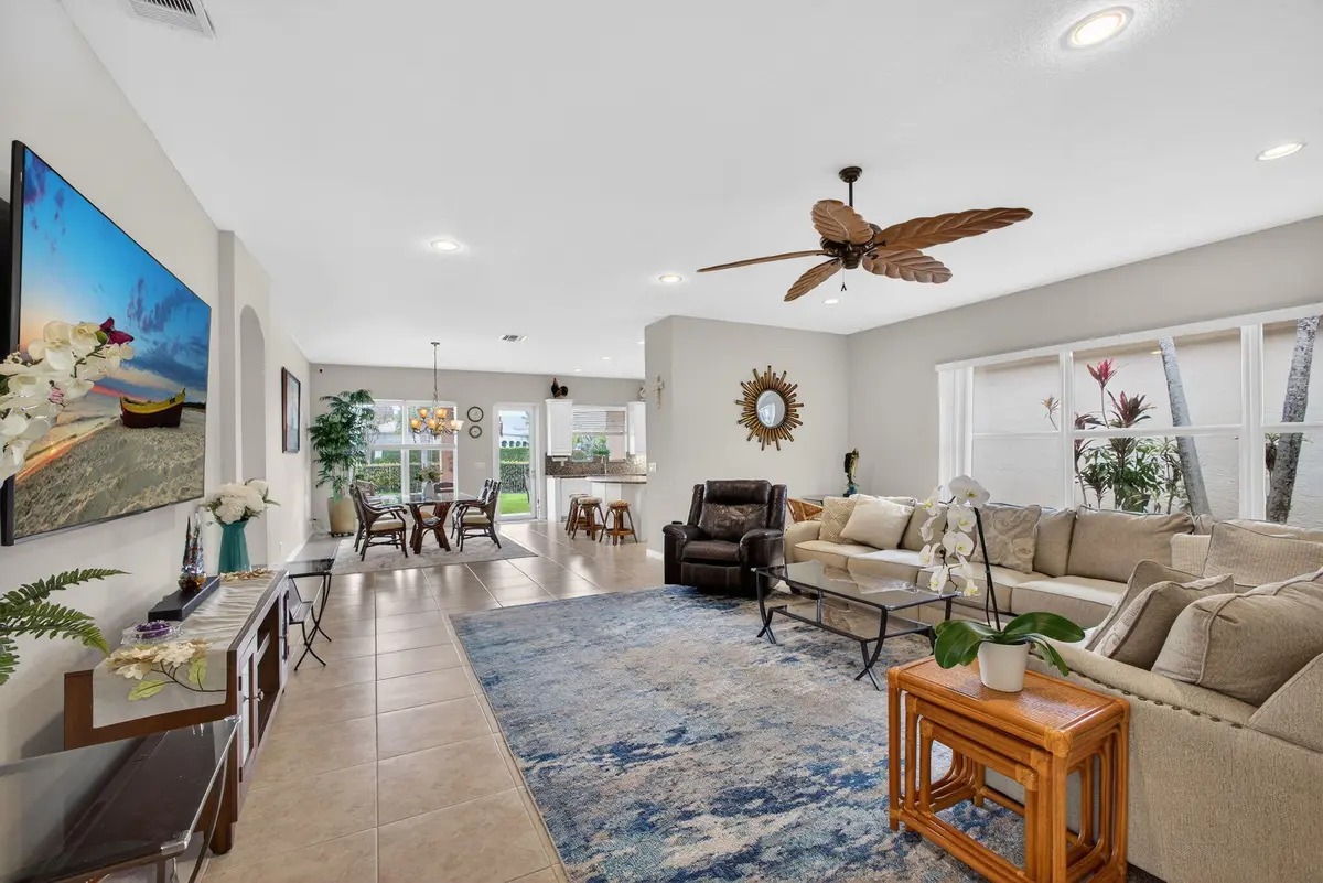 6-web-or-mls-5D1A9347 at 127 Casa Grande Court, Palm Beach Gardens