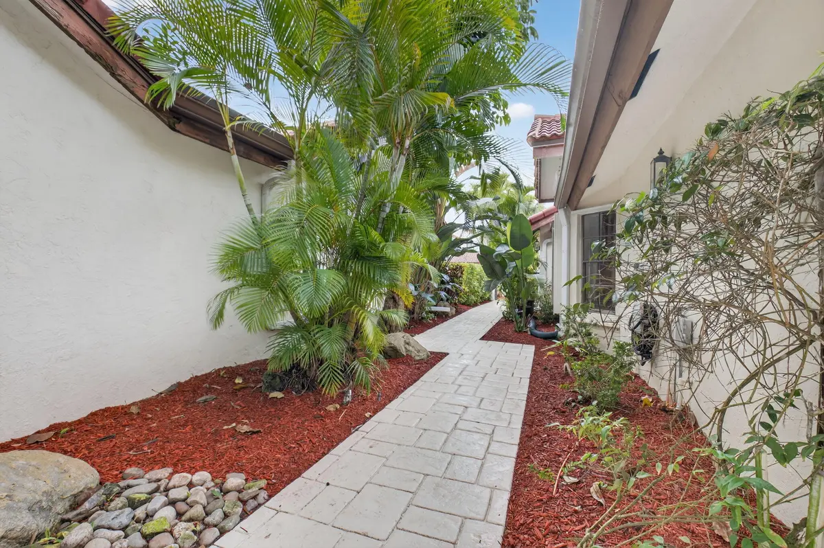 TROPICAL COURTYARD at 21700 Club Villa Terrace, Boca Raton