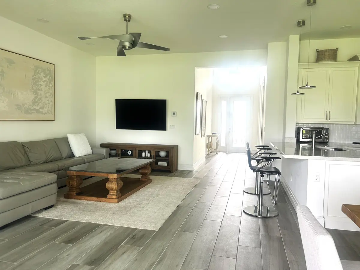 Bibi lr dawn at 12573 Crested Butte Avenue, Boynton Beach