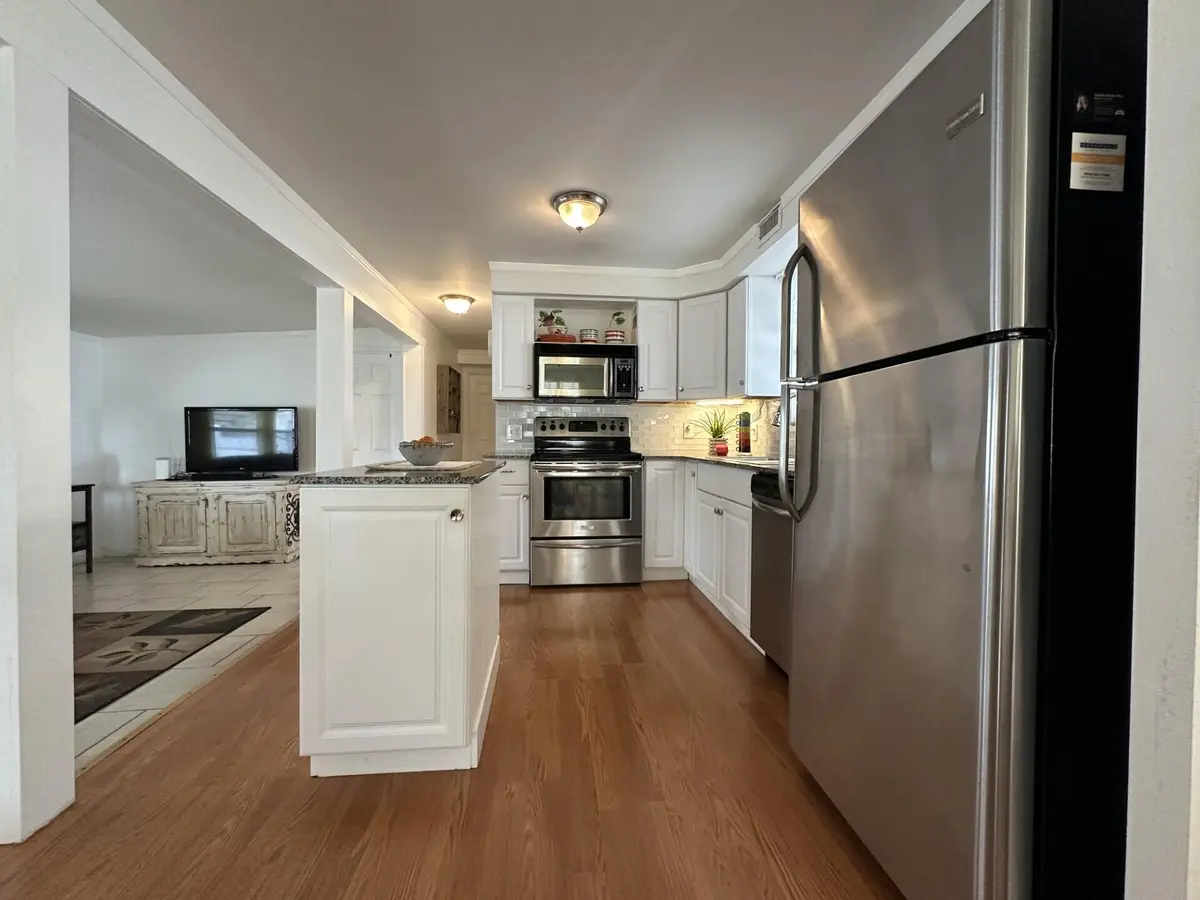 5f525612-d938-467a-a08a-cb70ec7be2fb at 8661 SW 18th Place, Davie