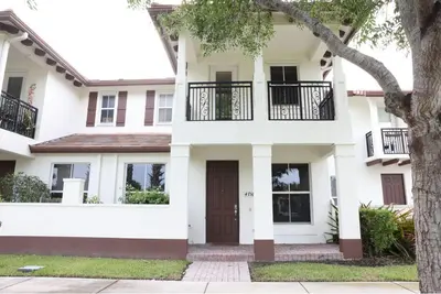 4758 Sierra Lane, Coconut Creek – Townhouse for sale