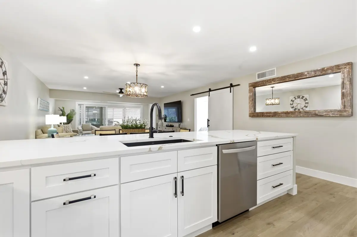 Kitchen at 1415 SW 27th Avenue 104, Delray Beach