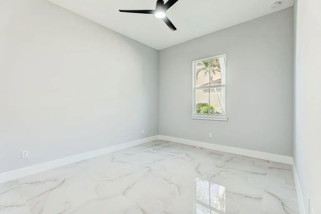5DM40036_37_38_39_40Interior01 at 436 NW Dover Court, Port St. Lucie